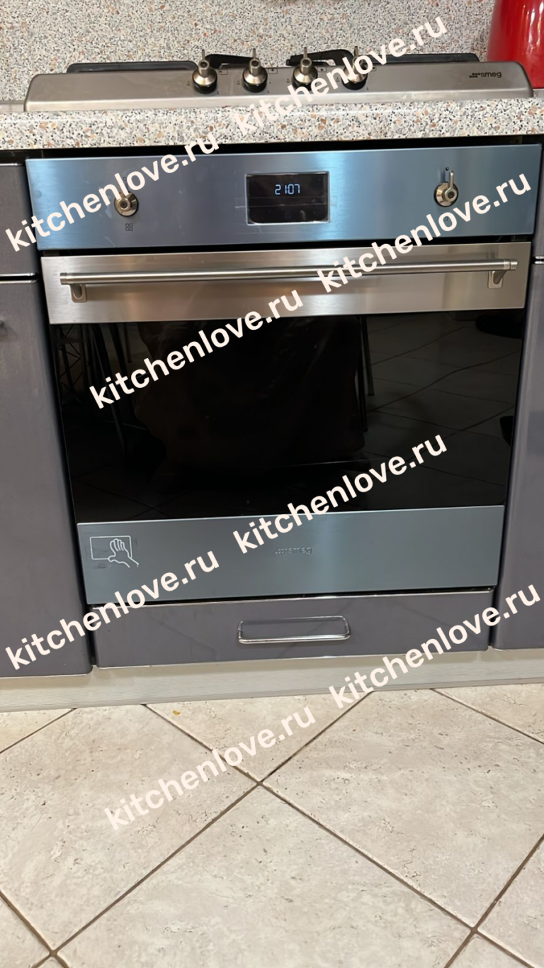 Отзыв о товаре Электрический духовой шкаф Smeg SOP6302TX